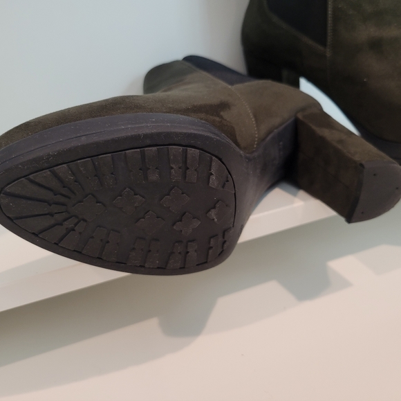 Booties - Picture 3 of 5